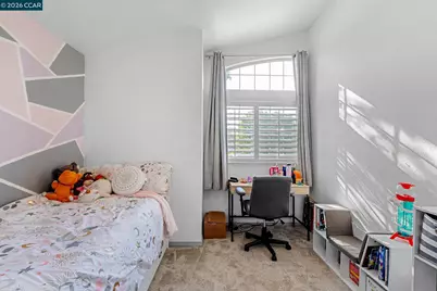 8675 Falmouth Way, Sacramento, CA 95823 - Photo 33