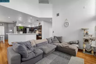 8675 Falmouth Way, Sacramento, CA 95823 - Photo 21