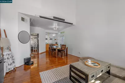 8675 Falmouth Way, Sacramento, CA 95823 - Photo 9