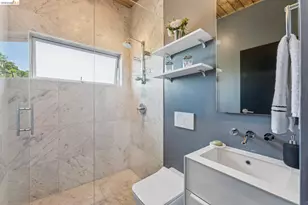 6733 Snake Rd, Oakland, CA 94611 - Photo 19