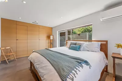 6733 Snake Rd, Oakland, CA 94611 - Photo 29