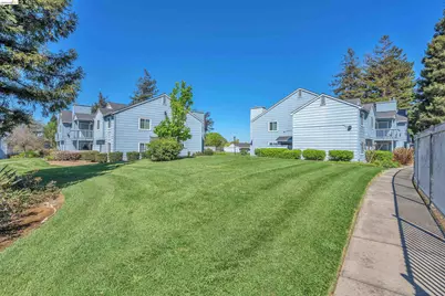 403 Lighthouse Dr, Vallejo, CA 94590 - Photo 17