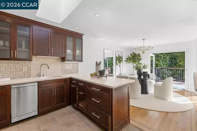 121 Bradford St, San Francisco, CA 94110 - Photo 13