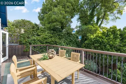 121 Bradford St, San Francisco, CA 94110 - Photo 11