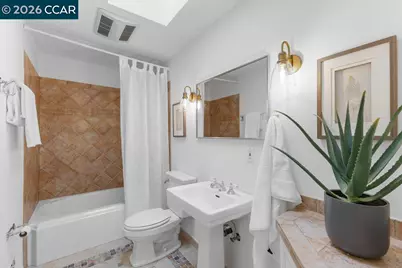 121 Bradford St, San Francisco, CA 94110 - Photo 23