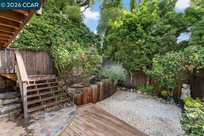 121 Bradford St, San Francisco, CA 94110 - Photo 47