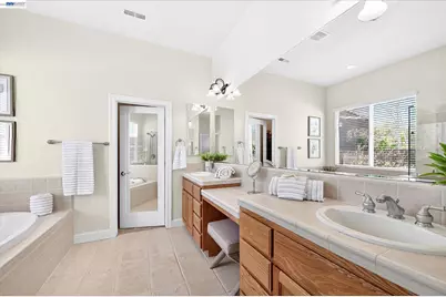 1174 Carrara Ct, Livermore, CA 94550 - Photo 23