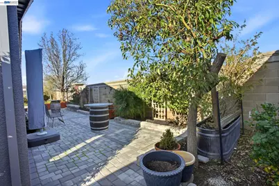 1048 Diamante, Rio Vista, CA 94571 - Photo 37