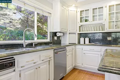 725 Castle Rock Rd, Walnut Creek, CA 94598 - Photo 9