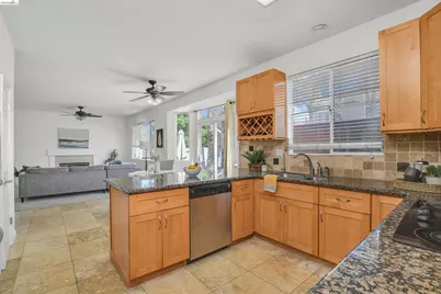 2459 Del Mar Ct, Discovery Bay, CA 94505 - Photo 9