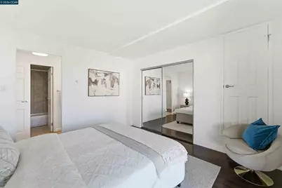 1555 Lakeside Dr. #50, Oakland, CA 94612 - Photo 19