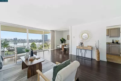 1555 Lakeside Dr. #50, Oakland, CA 94612 - Photo 7