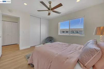 828 Columba Ln, Foster City, CA 94404 - Photo 29