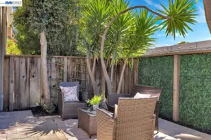 828 Columba Ln, Foster City, CA 94404 - Photo 39