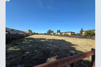 29495 Dixon Street, Hayward, CA 94544 - Photo 9