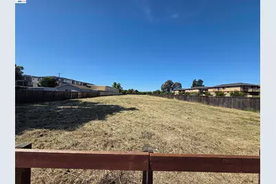 29495 Dixon St, Hayward, CA 94544 - Photo 5
