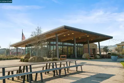 2529 Lake Club Drive, Fairfield, CA 94533 - Photo 51