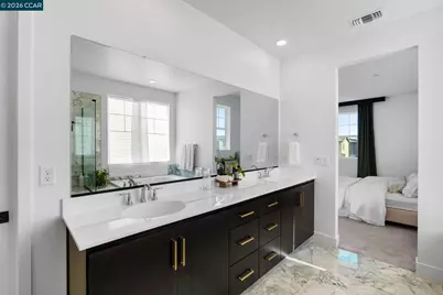 2529 Lake Club Drive, Fairfield, CA 94533 - Photo 23