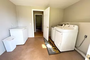 17121 Laurel Rd, Los Gatos, CA 95033 - Photo 21