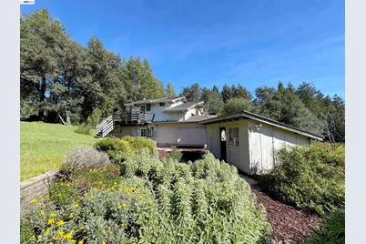17121 Laurel Rd, Los Gatos, CA 95033 - Photo 41