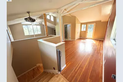 17121 Laurel Rd, Los Gatos, CA 95033 - Photo 23