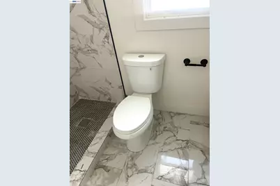 528 41st St, Oakland, CA 94609 - Photo 9