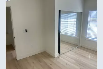 528 41st St, Oakland, CA 94609 - Photo 7