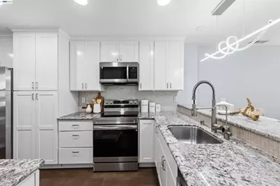 4159 Amberwood Cir, Pleasanton, CA 94588 - Photo 3