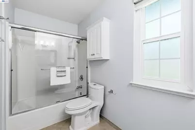 4159 Amberwood Cir, Pleasanton, CA 94588 - Photo 23