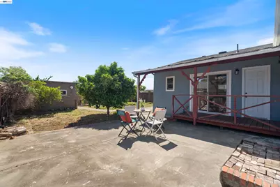 1106 Trojan Ave, San Leandro, CA 94579 - Photo 25