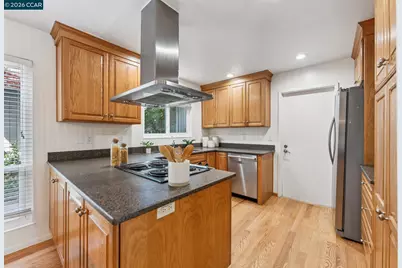 87 Rolling Green Circle, Pleasant Hill, CA 94523 - Photo 17