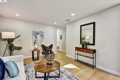 2547 Easton Ln #18, San Jose, CA 95133 - Photo 5