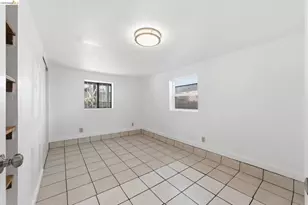 5334 10th St, Oakland, CA 94601 - Photo 23