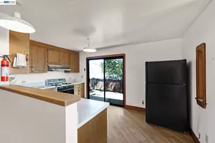 3261 Wyman St, Oakland, CA 94619 - Photo 13