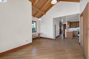 3261 Wyman St, Oakland, CA 94619 - Photo 7