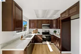 1686 Rhododendron Dr, Livermore, CA 94551 - Photo 15