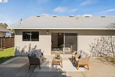 1686 Rhododendron Dr, Livermore, CA 94551 - Photo 33