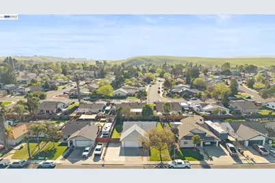 1686 Rhododendron Dr, Livermore, CA 94551 - Photo 45