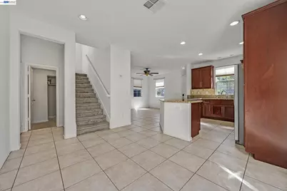 576 Herb White Way, Pittsburg, CA 94565 - Photo 15