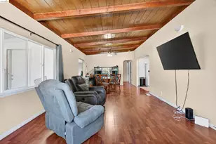 1050 Sierra Ave, Martinez, CA 94553 - Photo 9