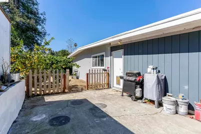1050 Sierra Ave, Martinez, CA 94553 - Photo 51