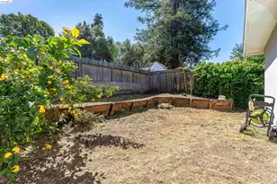 1050 Sierra Ave, Martinez, CA 94553 - Photo 43