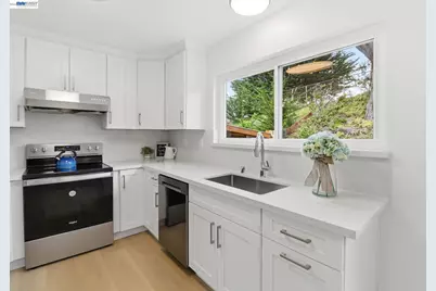 2485 Wexford Ave, South San Francisco, CA 94080 - Photo 13