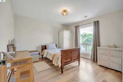 2380 Cabrillo Dr, Hayward, CA 94545 - Photo 27