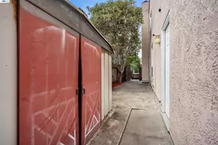 2380 Cabrillo Dr, Hayward, CA 94545 - Photo 33