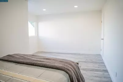 348 Valle Vista Ave, Vallejo, CA 94590 - Photo 21