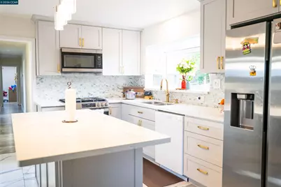 348 Valle Vista Ave, Vallejo, CA 94590 - Photo 7