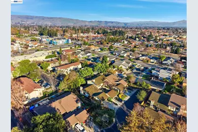 34380 Gadwall Cmn, Fremont, CA 94555 - Photo 3