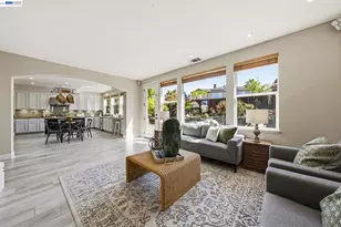 6031 Hedgecrest Cir, San Ramon, CA 94582 - Photo 25