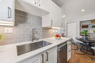 24 Bayside Ct, Richmond, CA 94804 - Photo 15